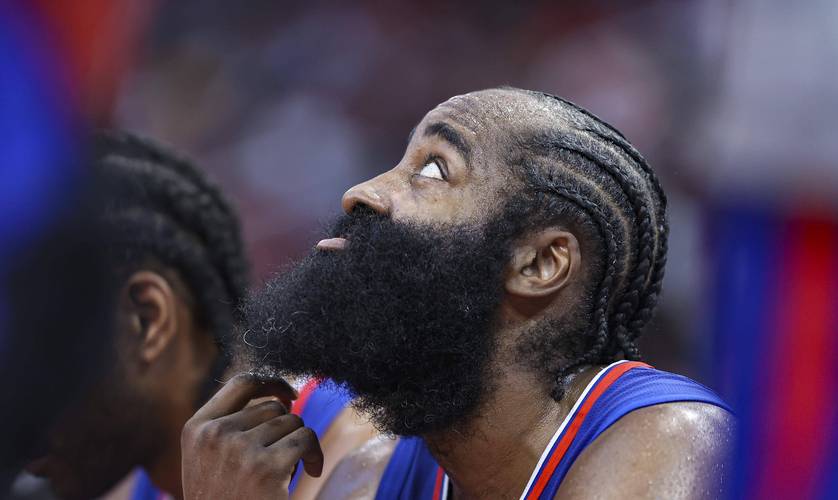 何宇鹏：在国安踢球真的很幸福；法比奥实至名归的金靴太帅啦（何宇鹏：为国安踢球倍感幸福；法比奥金靴名副其实，帅气十足）