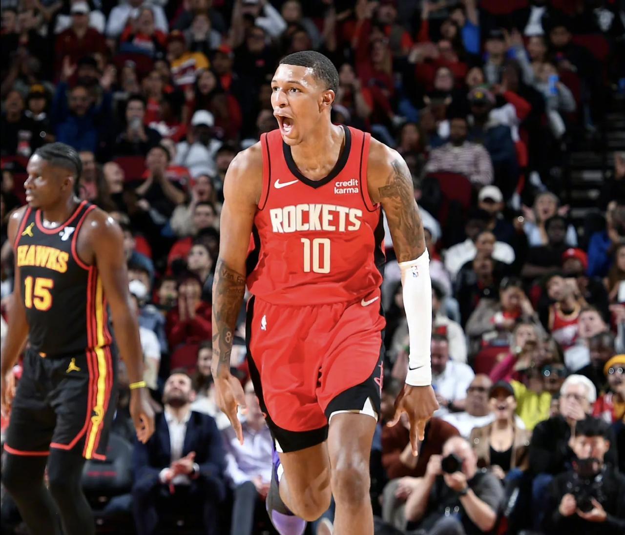 前国米后卫就8场比赛3张红牌致歉：对我来说也发人深省（前国米后卫因8场3红致歉：这段经历令我深刻反思）